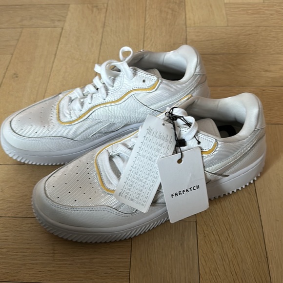 Reebok x Victoria Beckham sneakers - Picture 2 of 5